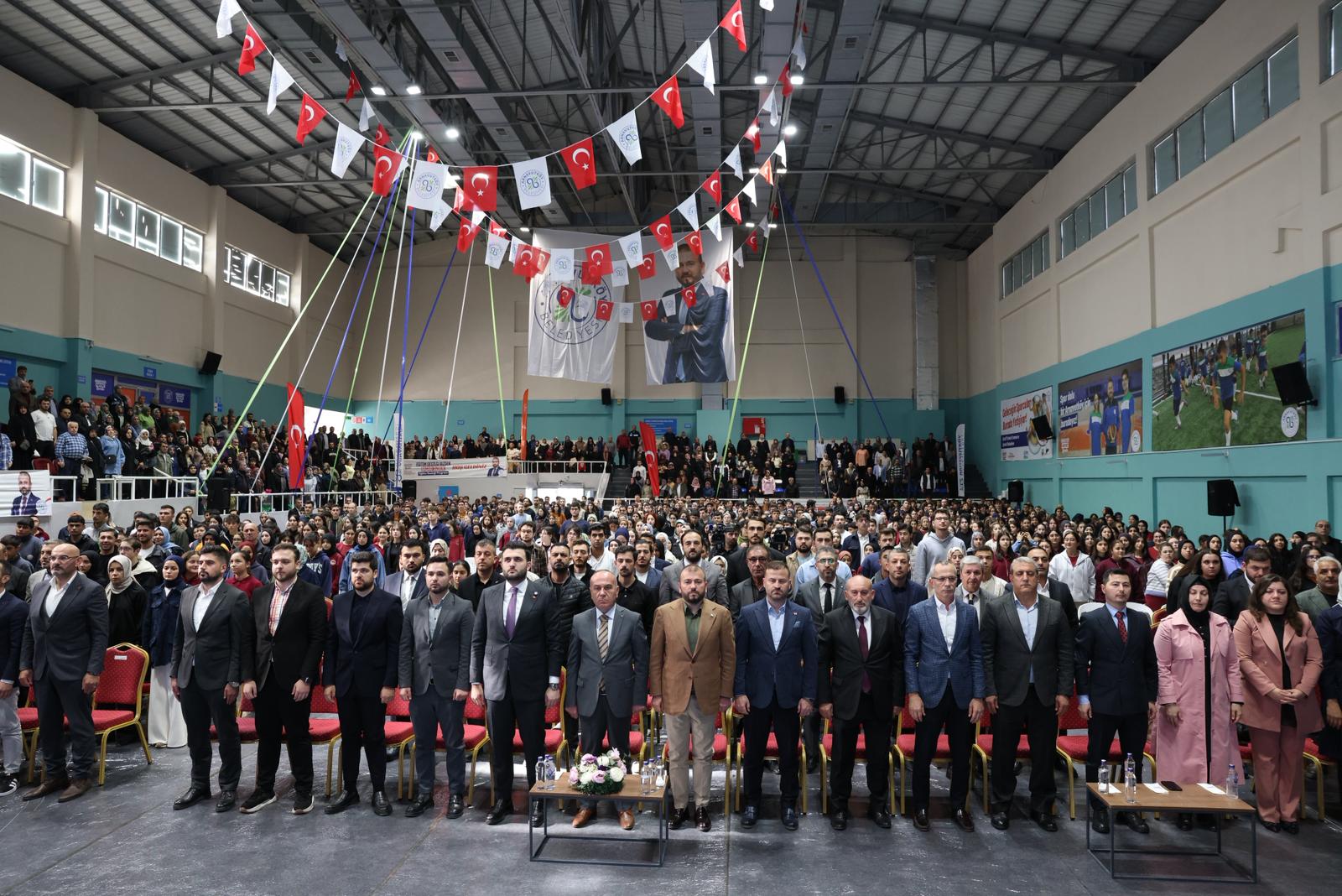 Eğitime Dev Destek: 70 Milyon TL Burs